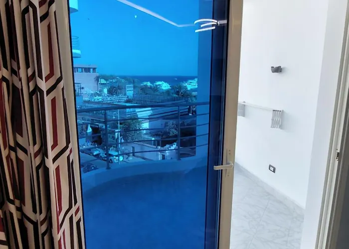 Diamond Apartment
